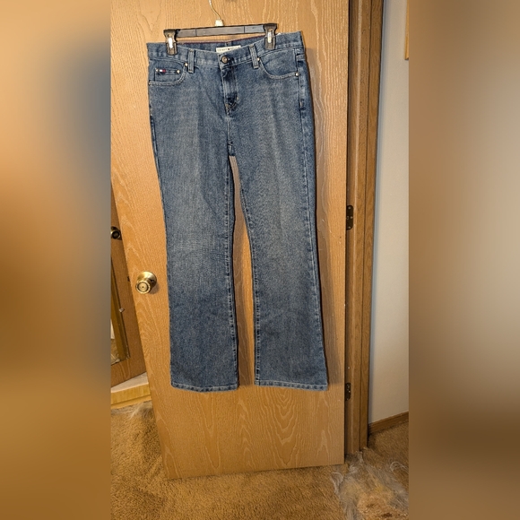 Tommy Hilfiger Denim - Vintage - Tommy Hilfiger - Low Rise Flare Jeans - Size 10